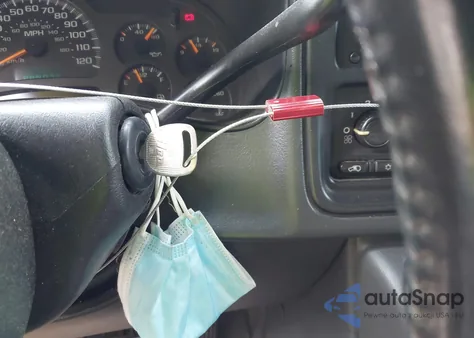 2004 Chevrolet Silverado 1500 Ls из США, поврежденный, VIN 2GCEC19T641237814